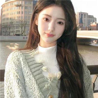 穿越橄榄树林